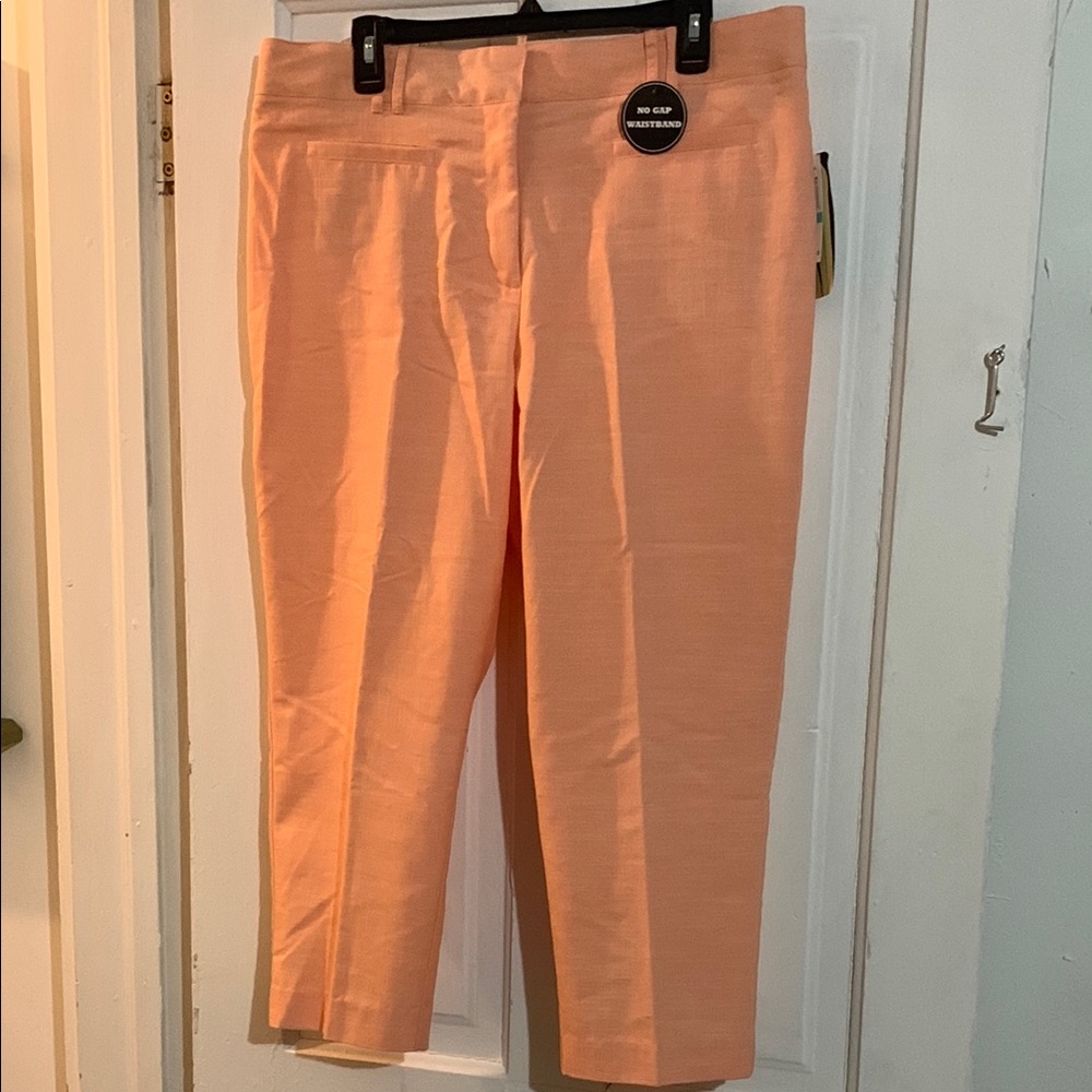 NWT- Counterparts Peach Cropped Pants